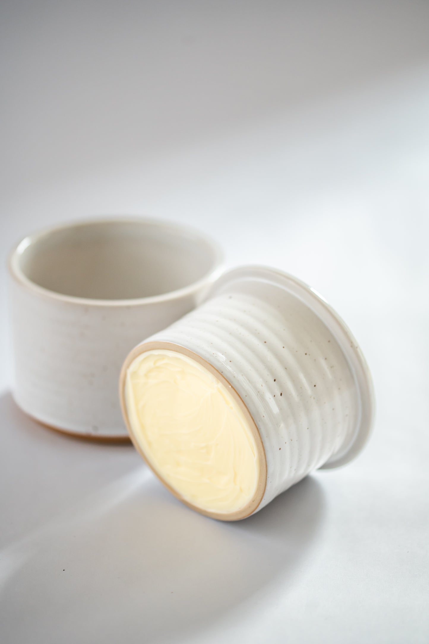 Farmhouse-Style French Butter Crock – Keeps Butter Soft & Spreadable