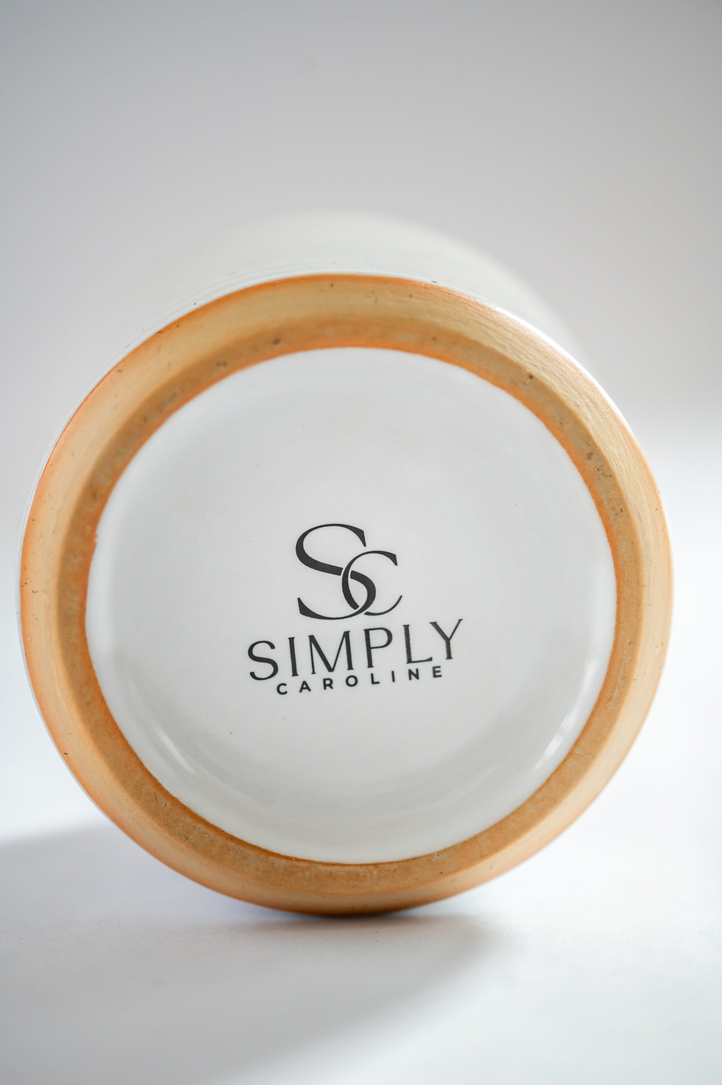 Farmhouse-Style French Butter Crock – Keeps Butter Soft & Spreadable